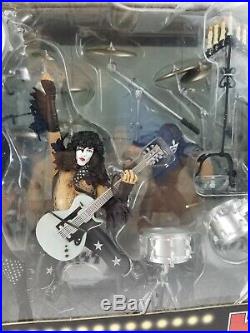 2002 McFarland Kiss Alive Action Figure Limited Edition Box Set Stage RARE NEW