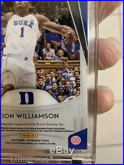 2019-20 NBA Panini Zion Williamson Rookie Rare Camo Auto Prizm Card 3/12