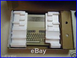 C128 Commodore computer 1985 in original box RARE Working! 128K Vintage