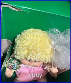 CABBAGE PATCH KIDS DOLL Rare JAPAN NOS new in box! Vintage 1983 D0028058 withBC