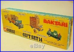Corgi 14 Giant Daktari Set, Mint Condition in Good Original Box, Very Rare