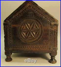 Fine & Rare 18th C. Indian Hand-Carved Dowry Chest Box c. 1780 ancient antique