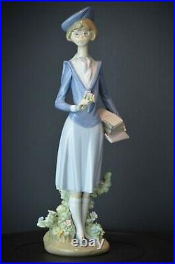 LLADRO Rare Porcelain Figurine After School #5707 RETIRED In Original Box