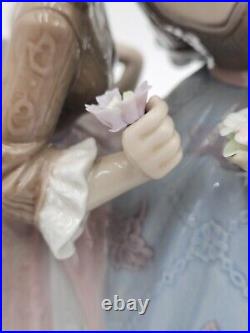 Lladro Porcelain Figurine Southern Charm #5700 Big Dresses Rare, Original Box