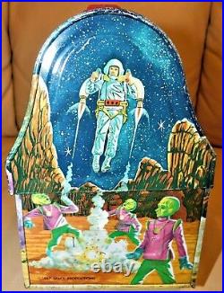 Lost In Space Lunch Box Thermos 1967 Space Productions Original And Rare