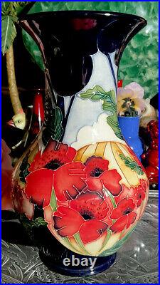 Moorcroft Forever England Vivky Lovatt Rare 49/9 Vase EUC