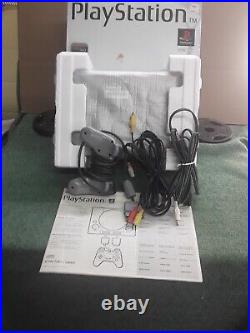 Original Playstation (SCPH-1001) Rare 1st. Generation Audiophile! White Box