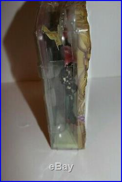 RARE Bratz Princess CLOE Doll With Original Accessories NIB Shadow Box Package