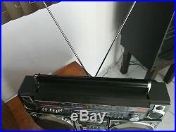 RARE LLOYD'S PT003 JUMBO BOOMBOX WithORIGINAL BOX IN MINT CONDITION Helix Lasonic