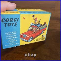 RARE No. 487 CORGI Toys Circus Landrover Parade Vehicle MIB Original Box New