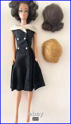 RARE vintage Barbie with original box and wigs set 1955s