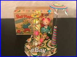 Rare 1950's Japan Tin Battery Op Toy Ball Playing Bear in Original Box