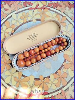 Rare, Vintage German Butterscotch Bakelite Graduated Necklace In Original Box