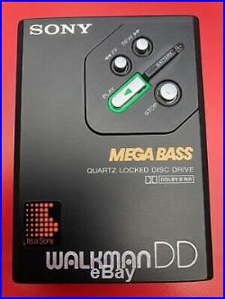 Sony WM-DD30! Original box, MDR-62 headphones and accessories, near mint! RARE