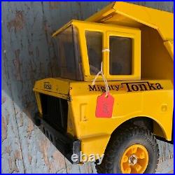 VERY RARE 1st year 1964 Vintage Mighty Tonka Dump Truck 900 with original box