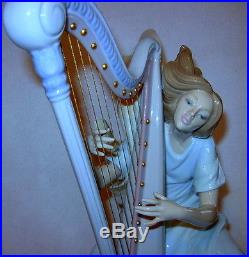 Very Rare Porcelain Figurene #6312 The Harpist by LLADRO with Original Box