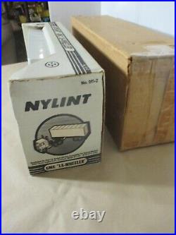 Vintage NYLINT CHICAGO TRIBUNE 911-Z RARE SEMI WithORIGINAL SHIPPING BOX VERY NICE